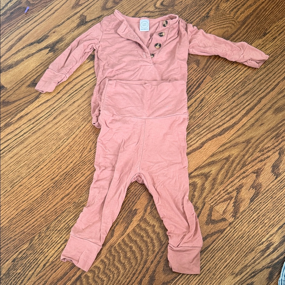 Lou Lou and company top and bottom set